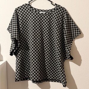 Annie Wear Black and Gray Checkered Short Sleeve Top